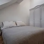 Spacious & Sunny Loft In Prestigious Quiet Centre Riga