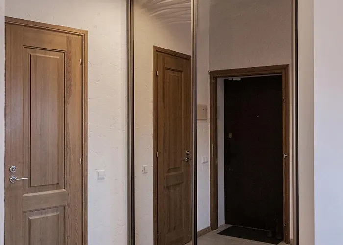 Spacious & Sunny Loft In Prestigious Quiet Centre Dzīvoklis Riga