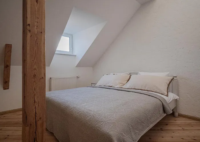 Spacious & Sunny Loft In Prestigious Quiet Centre *